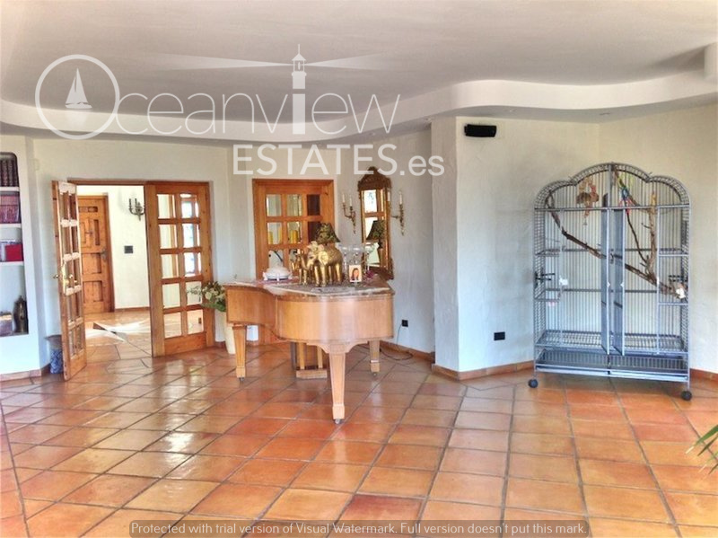 Qlistings Glorious 5 Bed Villa Situated In one of The Best Locations in Moraira image 9