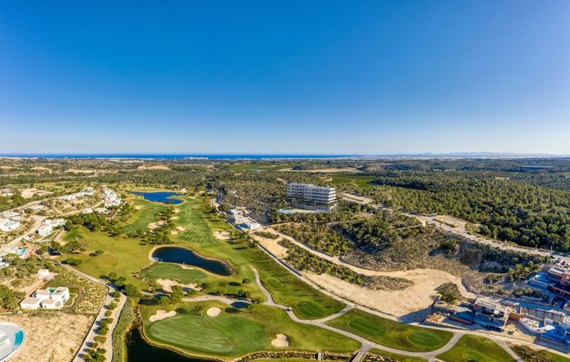 Qlistings New Build Luxury First Line Golf Apartments Situated On One of Spains Finest Golf Courses image 10