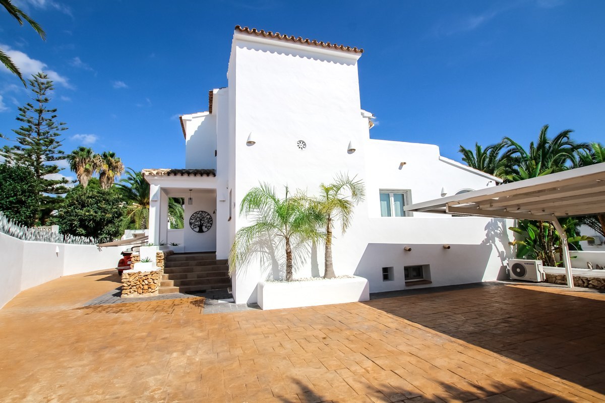 Villa in Moraira 