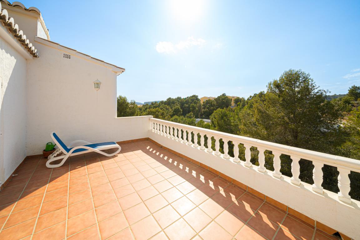 Villa in Cumbre Del Sol 