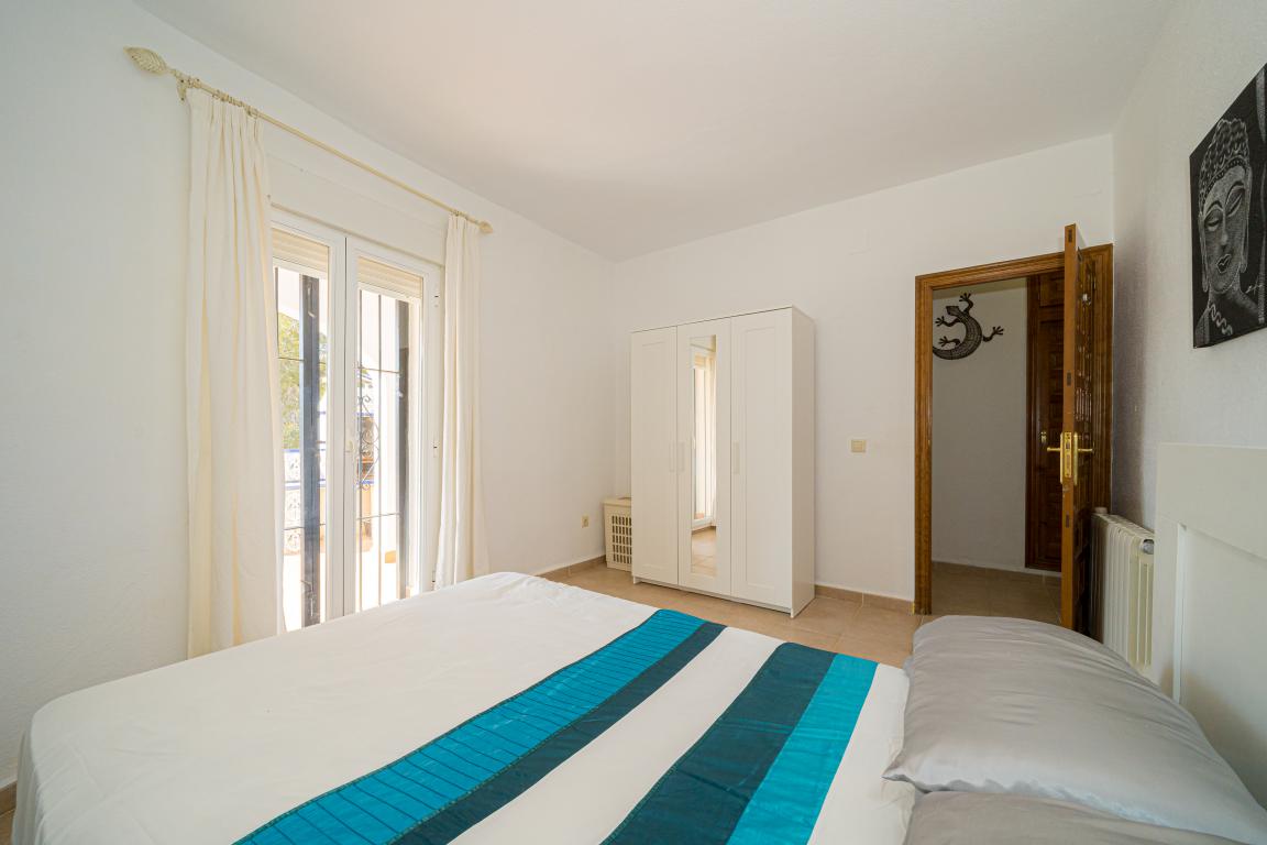 Villa in Cumbre Del Sol 