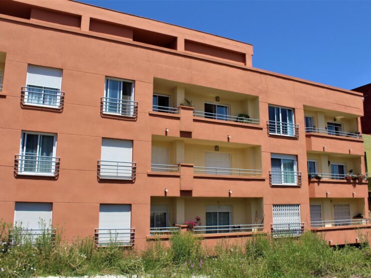 Exclusive 3 Bed 2 Bath Large Apartment with Parking in Teulada