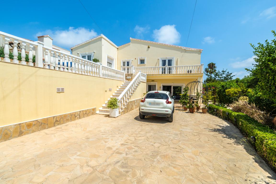 Villa in Moraira 