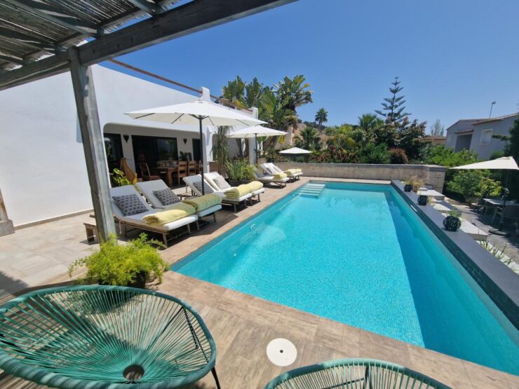 Qlistings - Stylish and Elegant 7 Bed Villa Set In an Oasis of Peace and Tranquility. Benissa Costa Property Image