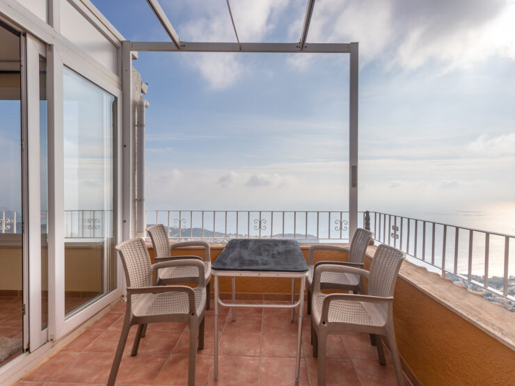3 bedroom Penthouse with panoramic sea views close to Moraira and Javea