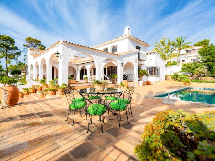 Qlistings - 5 bedroom 5 bathroom Villa in Pla Del Mar Moraira Property Image