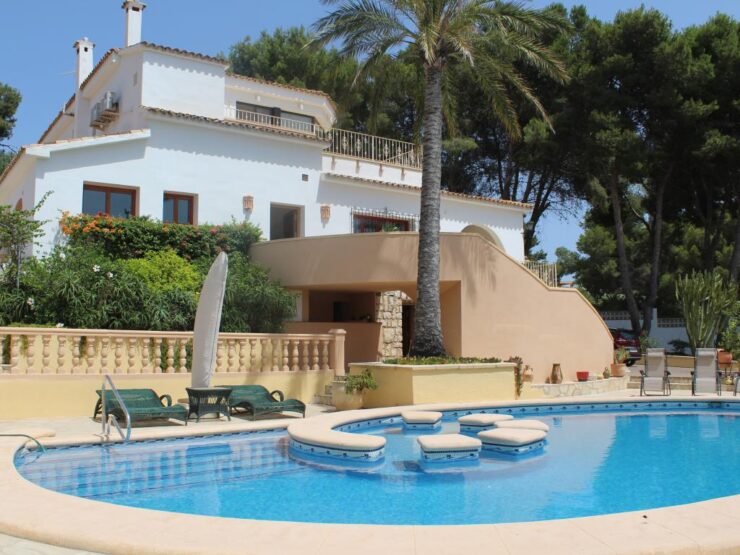 Truly Opulent 4 Bed Villa In One Of the Most Prestigious Locations in Moraira – Pla Del Mar