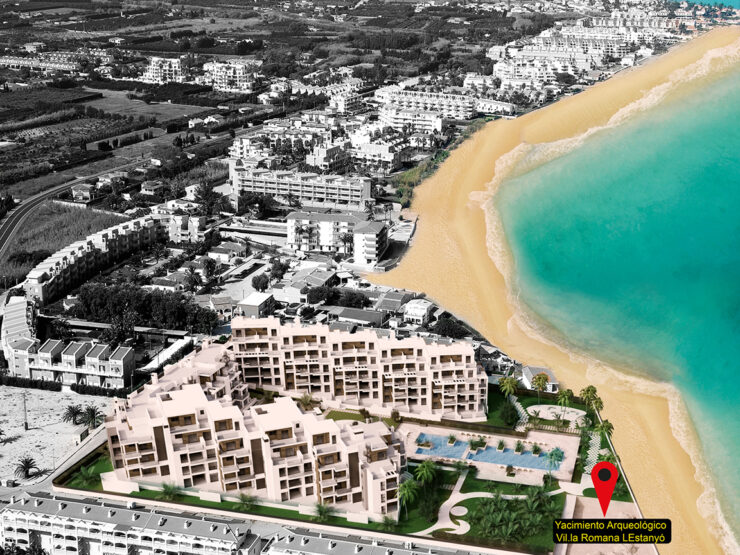luxury 2 and 3 bedroom apartment front line to the beach in Denia