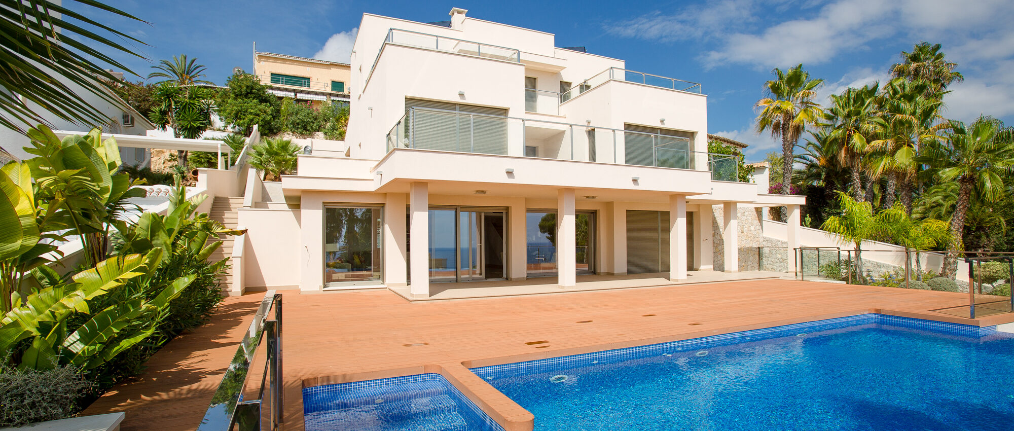 Luxury 4 bed 5 bath villa In Moraira with Seaviews