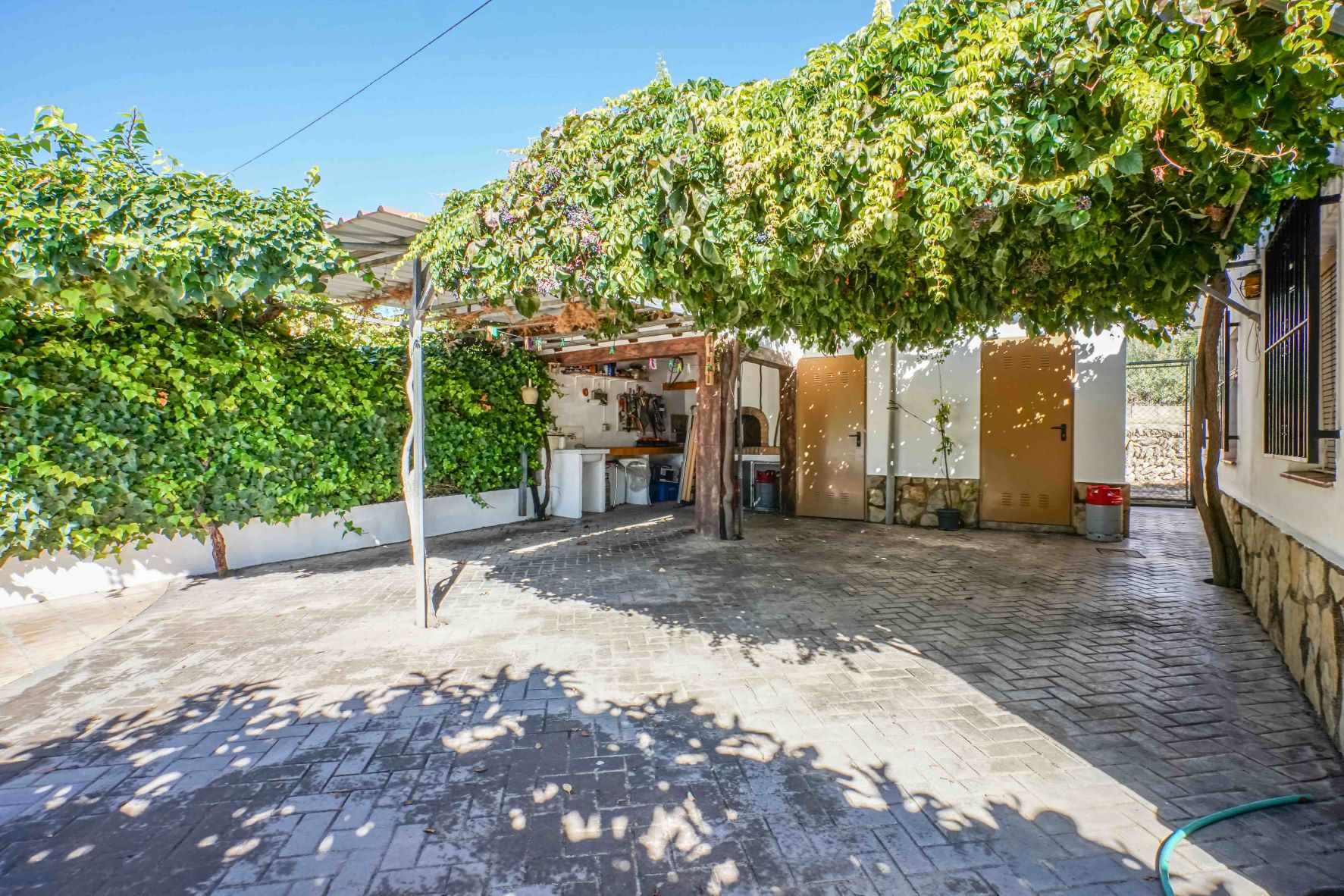 Verkoop. Villa in Javea