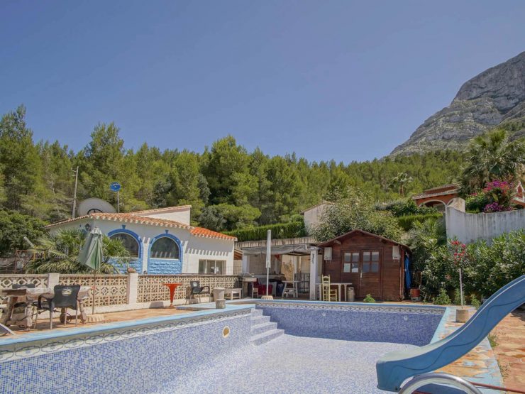 3 bedroom 2 bathroom Villa for sale in the Montgo, Denia