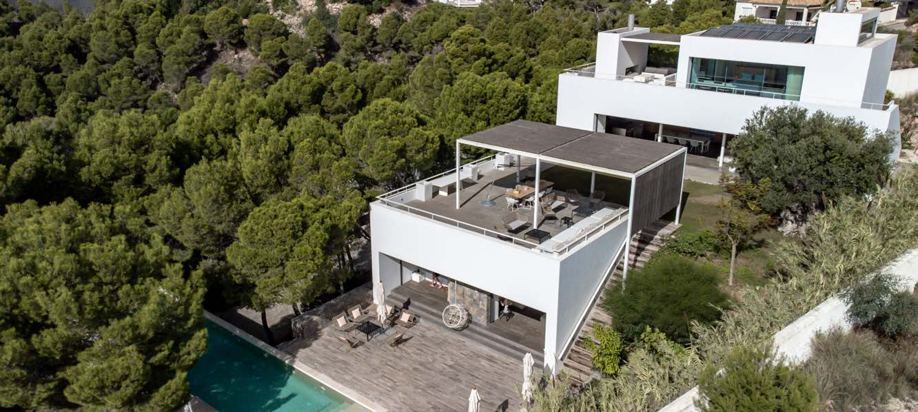 Luxury 5 bedroom 5 bathroom villa with Sea views in Altea