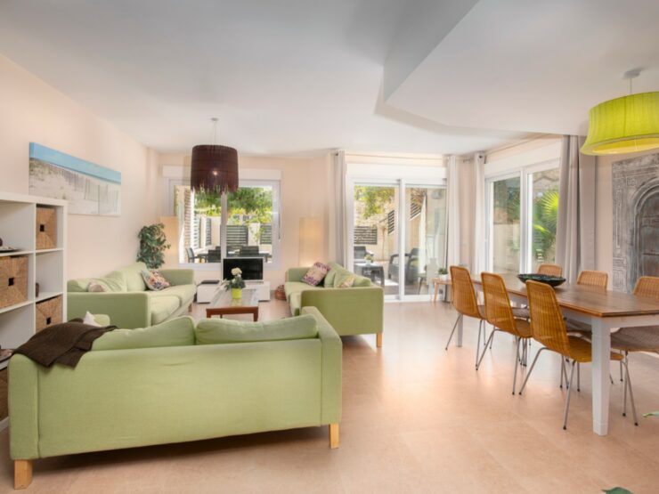 Immaculate 4 bed property on one of the best communities in Moraira!