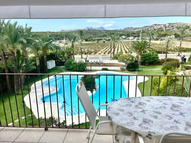 Penthouse with Solarium and Private plunge pool for sale in Moraira